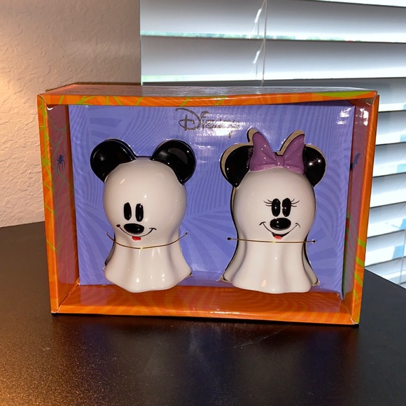Disney Other - Disney Halloween Mickey and Minnie Salt and Pepper Shakers